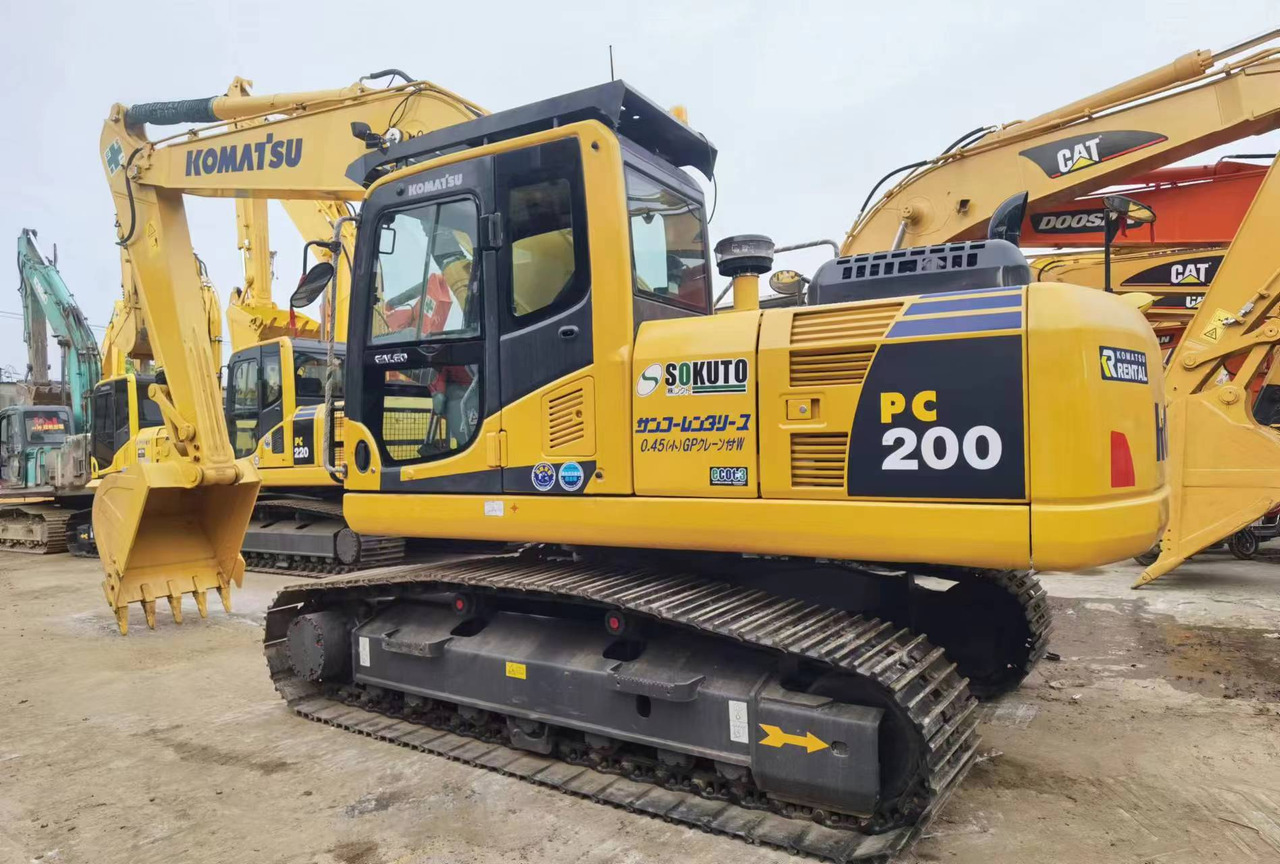 Komatsu PC200 PC210 PC220 Used Excavator in Excellent Work Condition - Bager gusjeničar: slika Komatsu PC200 PC210 PC220 Used Excavator in Excellent Work Condition - Bager gusjeničar Komatsu PC200 PC210 PC220 Used Excavator in Excellent Work Condition - Bager gusjeničar: slika Komatsu PC200 PC210 PC220 Used Excavator in Excellent Work Condition - Bager gusjeničar
