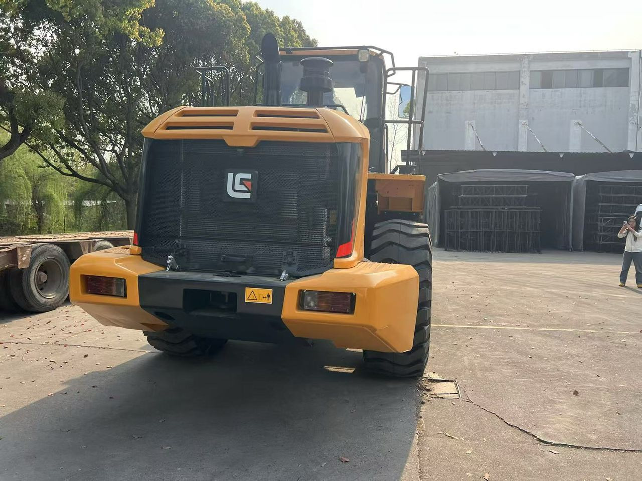 Liugong CLG 856H used wheel loader with cummins engine - Utovarivač na kotačima: slika Liugong CLG 856H used wheel loader with cummins engine - Utovarivač na kotačima Liugong CLG 856H used wheel loader with cummins engine - Utovarivač na kotačima: slika Liugong CLG 856H used wheel loader with cummins engine - Utovarivač na kotačima