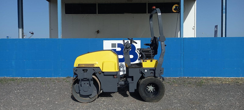 Atlas-Copco CC1300C - Kombinirani valjak: slika Atlas-Copco CC1300C - Kombinirani valjak Atlas-Copco CC1300C - Kombinirani valjak: slika Atlas-Copco CC1300C - Kombinirani valjak