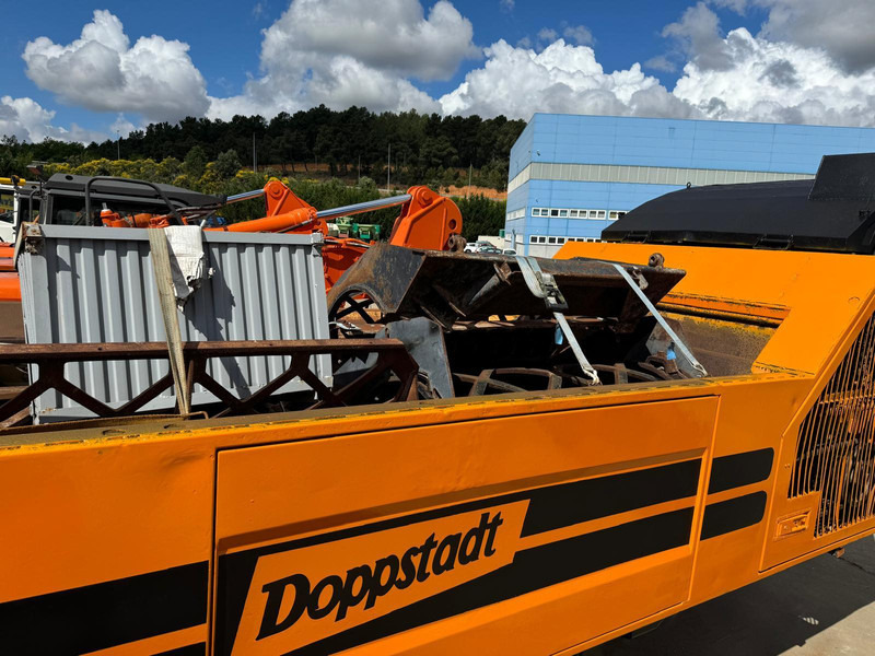 Doppstadt AK 630 Multi - Industrijski šreder: slika Doppstadt AK 630 Multi - Industrijski šreder Doppstadt AK 630 Multi - Industrijski šreder: slika Doppstadt AK 630 Multi - Industrijski šreder