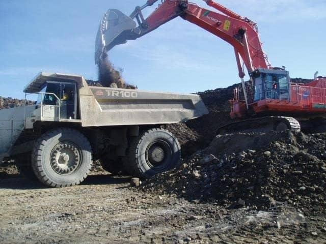 Terex TR100 - Istovarivač: slika Terex TR100 - Istovarivač Terex TR100 - Istovarivač: slika Terex TR100 - Istovarivač