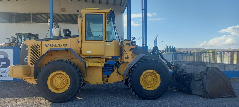 Volvo L70E - Utovarivač na kotačima: slika Volvo L70E - Utovarivač na kotačima Volvo L70E - Utovarivač na kotačima: slika Volvo L70E - Utovarivač na kotačima