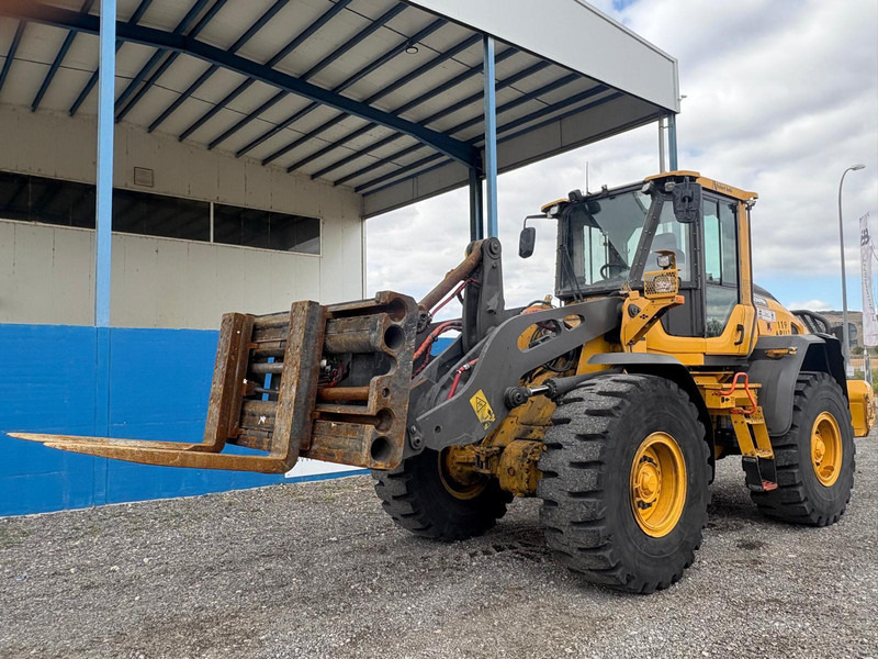 Volvo L70H - Utovarivač na kotačima: slika Volvo L70H - Utovarivač na kotačima Volvo L70H - Utovarivač na kotačima: slika Volvo L70H - Utovarivač na kotačima