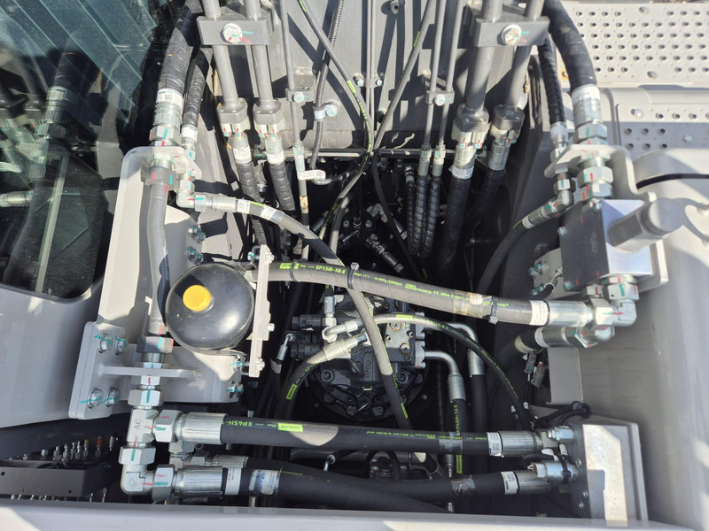 Novi Bager gusjeničar Zoomlion ZE210GLC UNUSED: slika Novi Bager gusjeničar Zoomlion ZE210GLC UNUSED