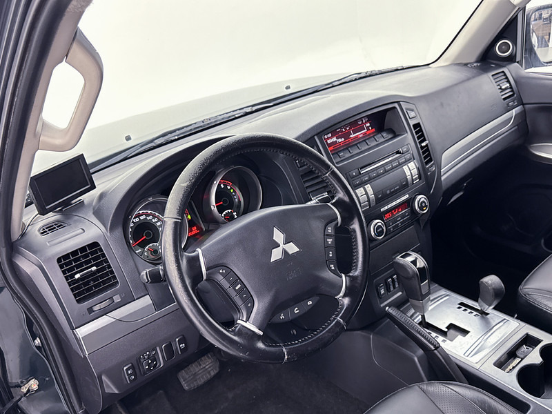 Mitsubishi Pajero 3.2 DI-D Instyle High Roof Van Grijs kenteken Automaat Climate control Trekhaak 3000KG - Dostavno vozilo: slika Mitsubishi Pajero 3.2 DI-D Instyle High Roof Van Grijs kenteken Automaat Climate control Trekhaak 3000KG - Dostavno vozilo Mitsubishi Pajero 3.2 DI-D Instyle High Roof Van Grijs kenteken Automaat Climate control Trekhaak 3000KG - Dostavno vozilo: slika Mitsubishi Pajero 3.2 DI-D Instyle High Roof Van Grijs kenteken Automaat Climate control Trekhaak 3000KG - Dostavno vozilo