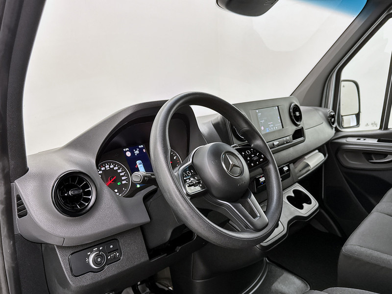 Mercedes-Benz Sprinter 315 1.9 CDI L2H2 Automaat Navigatie Luchtgeveerde stoel Camera Sidebars Cruise control Airco MBUX - Furgon: slika Mercedes-Benz Sprinter 315 1.9 CDI L2H2 Automaat Navigatie Luchtgeveerde stoel Camera Sidebars Cruise control Airco MBUX - Furgon Mercedes-Benz Sprinter 315 1.9 CDI L2H2 Automaat Navigatie Luchtgeveerde stoel Camera Sidebars Cruise control Airco MBUX - Furgon: slika Mercedes-Benz Sprinter 315 1.9 CDI L2H2 Automaat Navigatie Luchtgeveerde stoel Camera Sidebars Cruise control Airco MBUX - Furgon