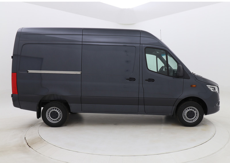 Mercedes-Benz Sprinter 419 1.9 CDI 366 L2H2 24 Maanden Certified Garantie Financial Lease 9G-Automaat Nieuw BPM Vrij LED Navigatie Achteruitrijcamera - Furgon: slika Mercedes-Benz Sprinter 419 1.9 CDI 366 L2H2 24 Maanden Certified Garantie Financial Lease 9G-Automaat Nieuw BPM Vrij LED Navigatie Achteruitrijcamera - Furgon Mercedes-Benz Sprinter 419 1.9 CDI 366 L2H2 24 Maanden Certified Garantie Financial Lease 9G-Automaat Nieuw BPM Vrij LED Navigatie Achteruitrijcamera - Furgon: slika Mercedes-Benz Sprinter 419 1.9 CDI 366 L2H2 24 Maanden Certified Garantie Financial Lease 9G-Automaat Nieuw BPM Vrij LED Navigatie Achteruitrijcamera - Furgon