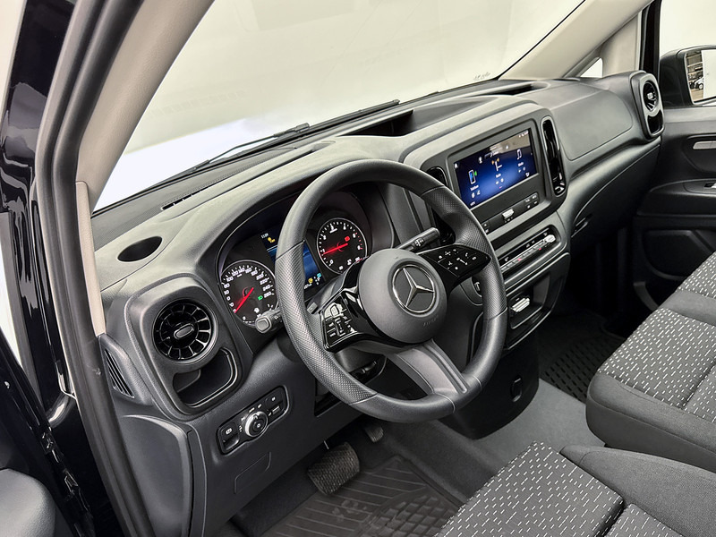 Mercedes-Benz Vito 116 CDI L2 Pro Trekhaak 2.5t Achteruitrijcamera Betimmering Cruise Control - Furgon: slika Mercedes-Benz Vito 116 CDI L2 Pro Trekhaak 2.5t Achteruitrijcamera Betimmering Cruise Control - Furgon Mercedes-Benz Vito 116 CDI L2 Pro Trekhaak 2.5t Achteruitrijcamera Betimmering Cruise Control - Furgon: slika Mercedes-Benz Vito 116 CDI L2 Pro Trekhaak 2.5t Achteruitrijcamera Betimmering Cruise Control - Furgon
