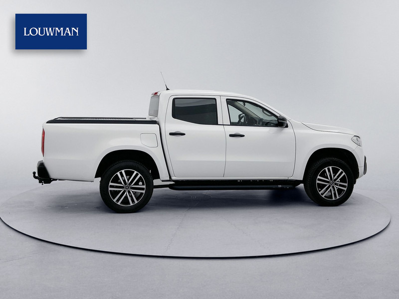 Mercedes-Benz X-Klasse 220 d 4-MATIC Pure Roll-cover 3.5t trekhaak Camera Stoelverwarming - Pick-up: slika Mercedes-Benz X-Klasse 220 d 4-MATIC Pure Roll-cover 3.5t trekhaak Camera Stoelverwarming - Pick-up Mercedes-Benz X-Klasse 220 d 4-MATIC Pure Roll-cover 3.5t trekhaak Camera Stoelverwarming - Pick-up: slika Mercedes-Benz X-Klasse 220 d 4-MATIC Pure Roll-cover 3.5t trekhaak Camera Stoelverwarming - Pick-up