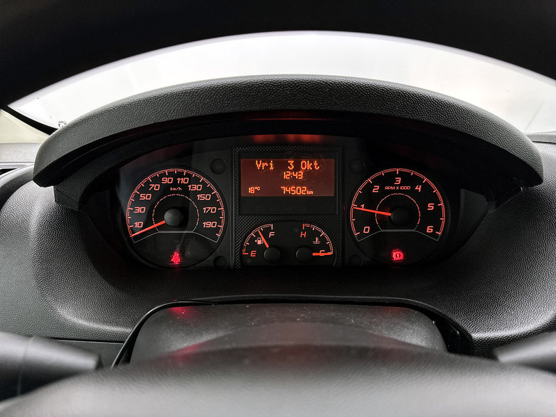 Opel Movano 2.2D 140 L4H3 Edition Trekhaak 3t Imperiaal Cruise Control Airco - Furgon: slika Opel Movano 2.2D 140 L4H3 Edition Trekhaak 3t Imperiaal Cruise Control Airco - Furgon Opel Movano 2.2D 140 L4H3 Edition Trekhaak 3t Imperiaal Cruise Control Airco - Furgon: slika Opel Movano 2.2D 140 L4H3 Edition Trekhaak 3t Imperiaal Cruise Control Airco - Furgon