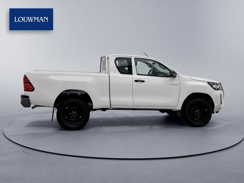 Toyota Hilux 2.4 D-4D Comfort 4x4 Xtra Cab NIEUW 3500KG Trekgewicht Cruise Control Airco - Pick-up: slika Toyota Hilux 2.4 D-4D Comfort 4x4 Xtra Cab NIEUW 3500KG Trekgewicht Cruise Control Airco - Pick-up Toyota Hilux 2.4 D-4D Comfort 4x4 Xtra Cab NIEUW 3500KG Trekgewicht Cruise Control Airco - Pick-up: slika Toyota Hilux 2.4 D-4D Comfort 4x4 Xtra Cab NIEUW 3500KG Trekgewicht Cruise Control Airco - Pick-up