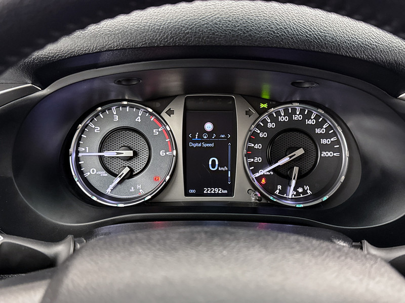 Toyota Hilux 2.4 D-4D Xtra Cab Professional Toneau cover 4x4 3.5t trekhaak Navigatie Stoelverwarming - Pick-up: slika Toyota Hilux 2.4 D-4D Xtra Cab Professional Toneau cover 4x4 3.5t trekhaak Navigatie Stoelverwarming - Pick-up Toyota Hilux 2.4 D-4D Xtra Cab Professional Toneau cover 4x4 3.5t trekhaak Navigatie Stoelverwarming - Pick-up: slika Toyota Hilux 2.4 D-4D Xtra Cab Professional Toneau cover 4x4 3.5t trekhaak Navigatie Stoelverwarming - Pick-up