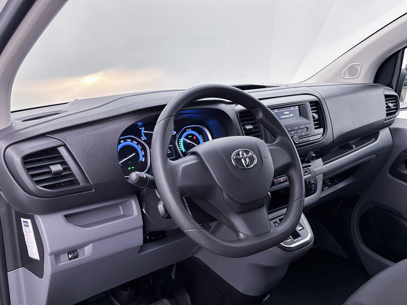 Toyota PROACE Electric Worker Extra Range Cool Long 330 KM Actieradius WLTP Cruise Control Betimmering - Furgon, Električno dostavno vozilo: slika Toyota PROACE Electric Worker Extra Range Cool Long 330 KM Actieradius WLTP Cruise Control Betimmering - Furgon, Električno dostavno vozilo Toyota PROACE Electric Worker Extra Range Cool Long 330 KM Actieradius WLTP Cruise Control Betimmering - Furgon, Električno dostavno vozilo: slika Toyota PROACE Electric Worker Extra Range Cool Long 330 KM Actieradius WLTP Cruise Control Betimmering - Furgon, Električno dostavno vozilo