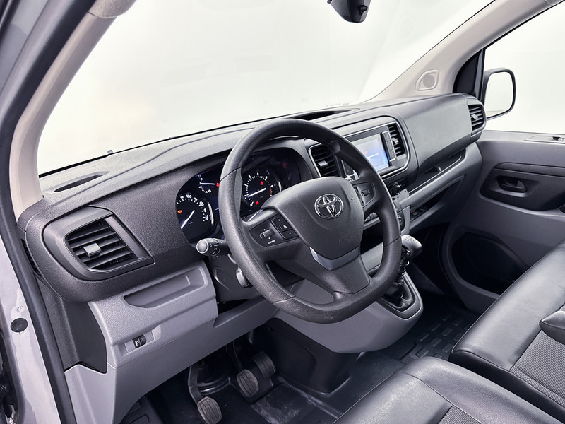 Toyota ProAce Worker 1.5 D-4D Navigator Navigatie Oprijplaat Betimmering Cruise Control - Mali kombi: slika Toyota ProAce Worker 1.5 D-4D Navigator Navigatie Oprijplaat Betimmering Cruise Control - Mali kombi Toyota ProAce Worker 1.5 D-4D Navigator Navigatie Oprijplaat Betimmering Cruise Control - Mali kombi: slika Toyota ProAce Worker 1.5 D-4D Navigator Navigatie Oprijplaat Betimmering Cruise Control - Mali kombi