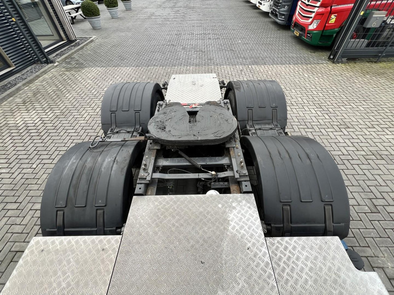 Tegljač Volvo FH 500 6x2 vla trekker Pusher / lift / 887500km: slika Tegljač Volvo FH 500 6x2 vla trekker Pusher / lift / 887500km Tegljač Volvo FH 500 6x2 vla trekker Pusher / lift / 887500km: slika Tegljač Volvo FH 500 6x2 vla trekker Pusher / lift / 887500km