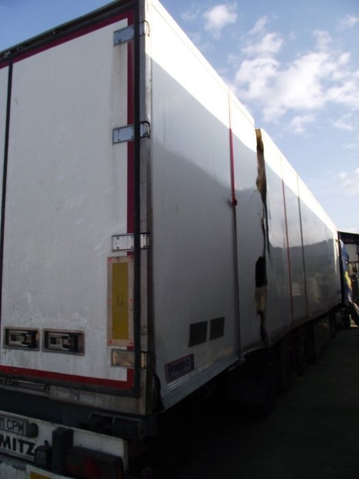 Izmjenjivi sanduk hladnjaka DEPOZITARE -DUBE CONTAINERE for parts: slika Izmjenjivi sanduk hladnjaka DEPOZITARE -DUBE CONTAINERE for parts Izmjenjivi sanduk hladnjaka DEPOZITARE -DUBE CONTAINERE for parts: slika Izmjenjivi sanduk hladnjaka DEPOZITARE -DUBE CONTAINERE for parts