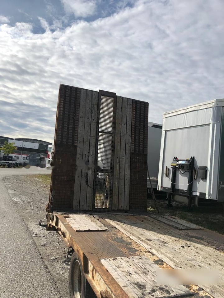 Poluprikolica s niskim utovarivačem Faymonville MOESLEIN: slika Poluprikolica s niskim utovarivačem Faymonville MOESLEIN Poluprikolica s niskim utovarivačem Faymonville MOESLEIN: slika Poluprikolica s niskim utovarivačem Faymonville MOESLEIN