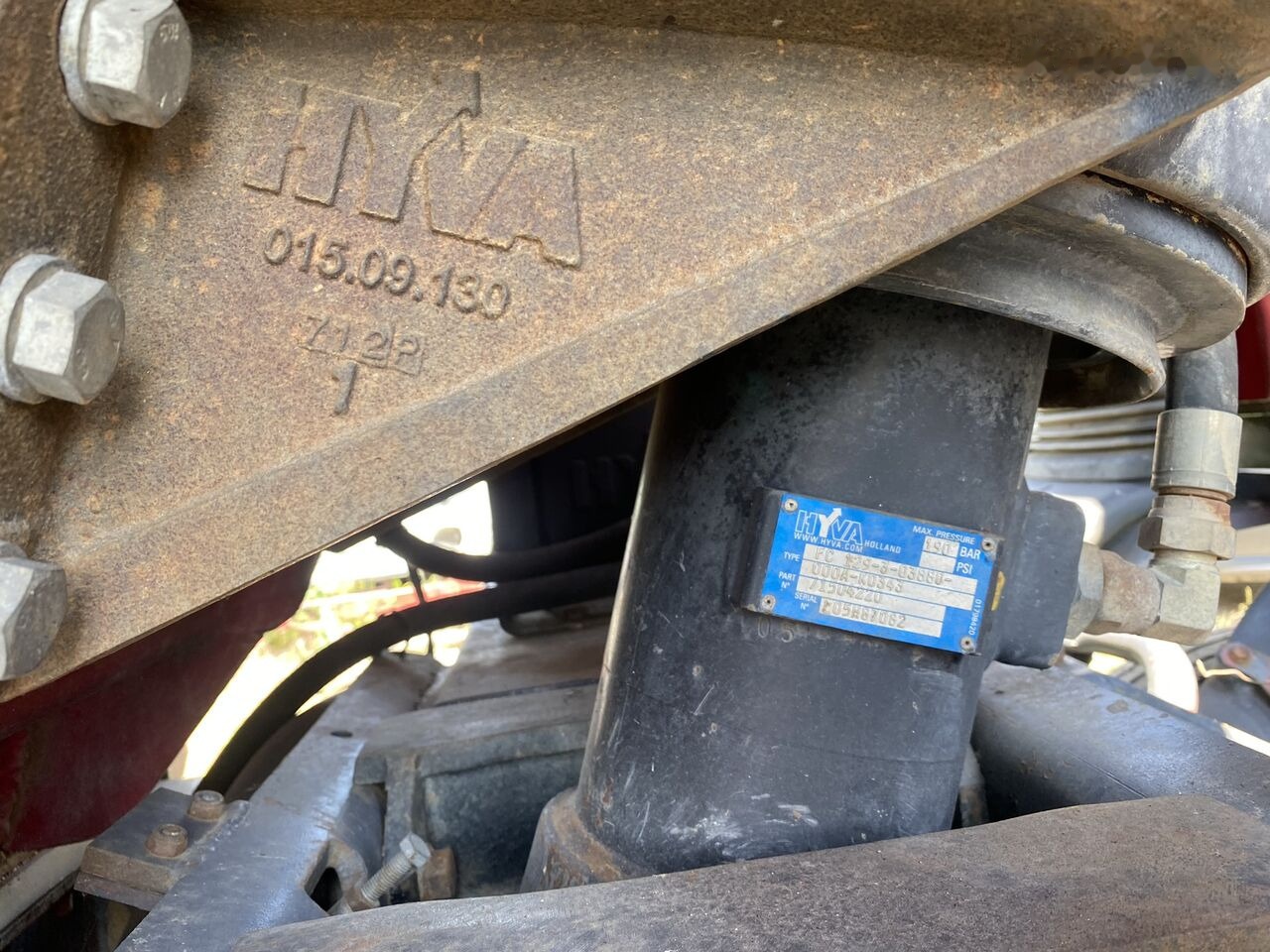 Hyva HARDOX 6x4 BENA basculabila CA NOUA - Tovarni sanduk: slika Hyva HARDOX 6x4 BENA basculabila CA NOUA - Tovarni sanduk Hyva HARDOX 6x4 BENA basculabila CA NOUA - Tovarni sanduk: slika Hyva HARDOX 6x4 BENA basculabila CA NOUA - Tovarni sanduk