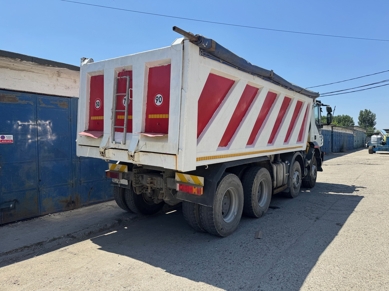 IVECO EuroTrakker 410 2009 Euro 4 Cursor 13 Klima : Sasiu GROS , Multi - Kamion: slika IVECO EuroTrakker 410 2009 Euro 4 Cursor 13 Klima : Sasiu GROS , Multi - Kamion IVECO EuroTrakker 410 2009 Euro 4 Cursor 13 Klima : Sasiu GROS , Multi - Kamion: slika IVECO EuroTrakker 410 2009 Euro 4 Cursor 13 Klima : Sasiu GROS , Multi - Kamion