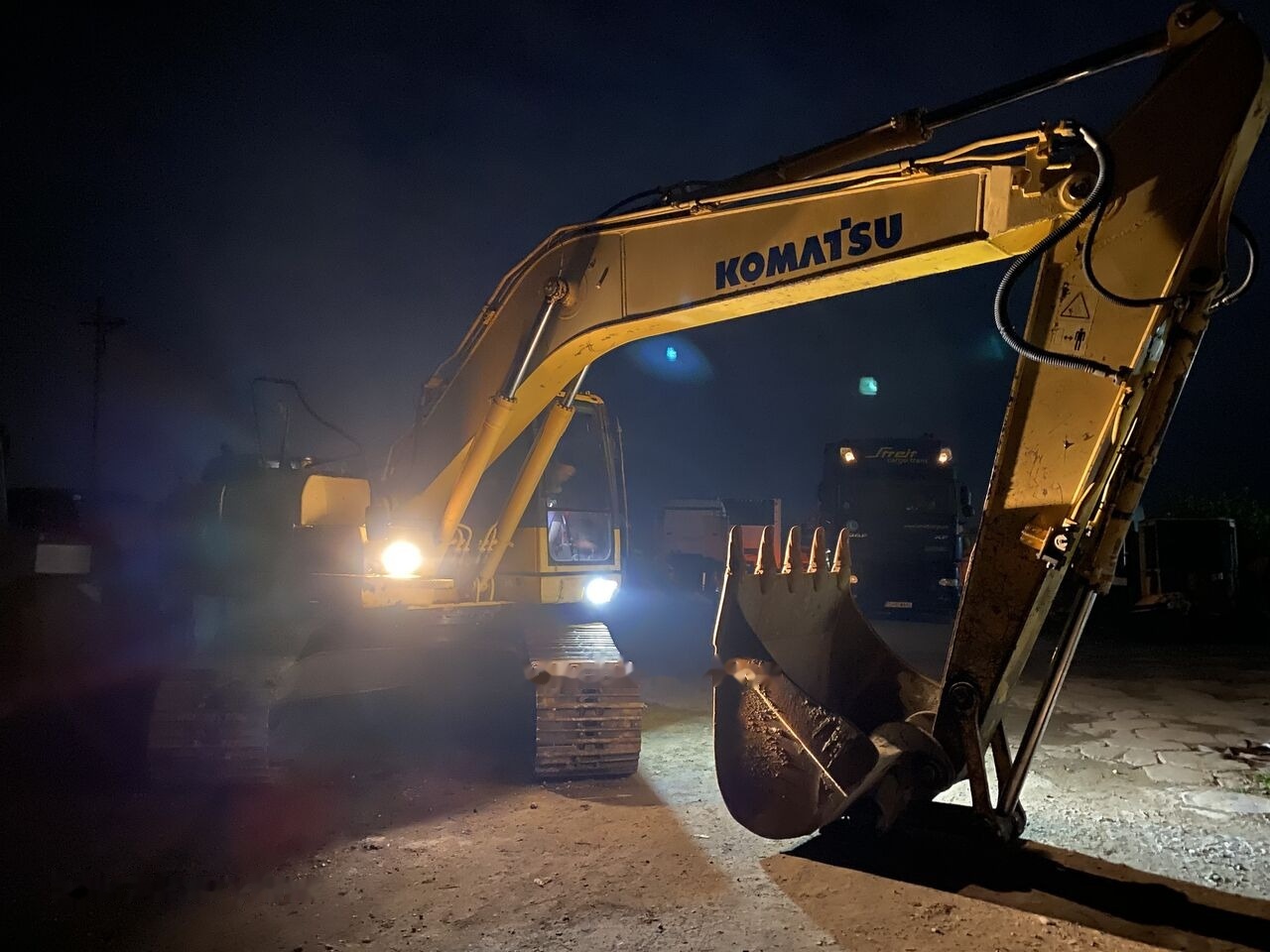 Komatsu PC210 -8 Excavator pe Senile - PIESE DIN DEZMEMBRARI - Prijenos za Bager: slika Komatsu PC210 -8 Excavator pe Senile - PIESE DIN DEZMEMBRARI - Prijenos za Bager Komatsu PC210 -8 Excavator pe Senile - PIESE DIN DEZMEMBRARI - Prijenos za Bager: slika Komatsu PC210 -8 Excavator pe Senile - PIESE DIN DEZMEMBRARI - Prijenos za Bager