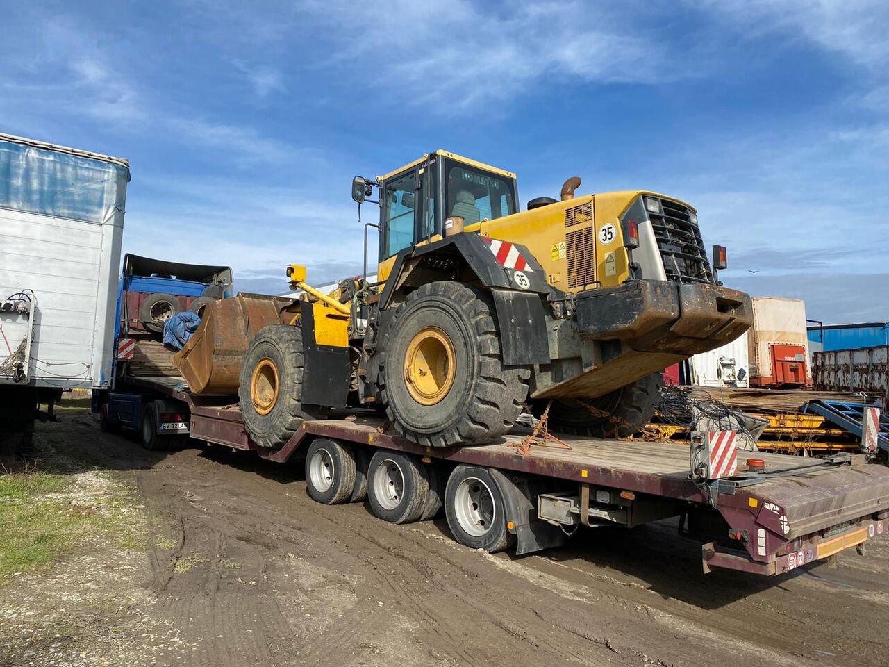Komatsu WA430 VOLA 24 tone - cupa 3,5 m3 - DE INCHIRIAT - Utovarivač na kotačima: slika Komatsu WA430 VOLA 24 tone - cupa 3,5 m3 - DE INCHIRIAT - Utovarivač na kotačima Komatsu WA430 VOLA 24 tone - cupa 3,5 m3 - DE INCHIRIAT - Utovarivač na kotačima: slika Komatsu WA430 VOLA 24 tone - cupa 3,5 m3 - DE INCHIRIAT - Utovarivač na kotačima