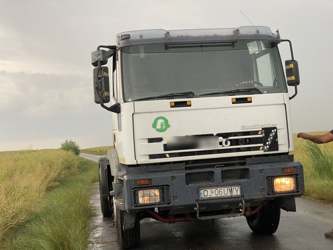 IVECO Eurotrakker 400E42HT 4x2 1Y3 - EURO 2 - Manual Injection Pomp - - Tegljač: slika IVECO Eurotrakker 400E42HT 4x2 1Y3 - EURO 2 - Manual Injection Pomp - - Tegljač IVECO Eurotrakker 400E42HT 4x2 1Y3 - EURO 2 - Manual Injection Pomp - - Tegljač: slika IVECO Eurotrakker 400E42HT 4x2 1Y3 - EURO 2 - Manual Injection Pomp - - Tegljač