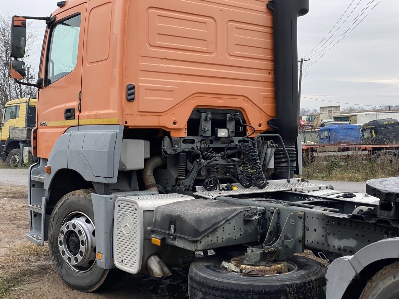 Mercedes-Benz Axor MP2 1843 - Tegljač: slika Mercedes-Benz Axor MP2 1843 - Tegljač Mercedes-Benz Axor MP2 1843 - Tegljač: slika Mercedes-Benz Axor MP2 1843 - Tegljač