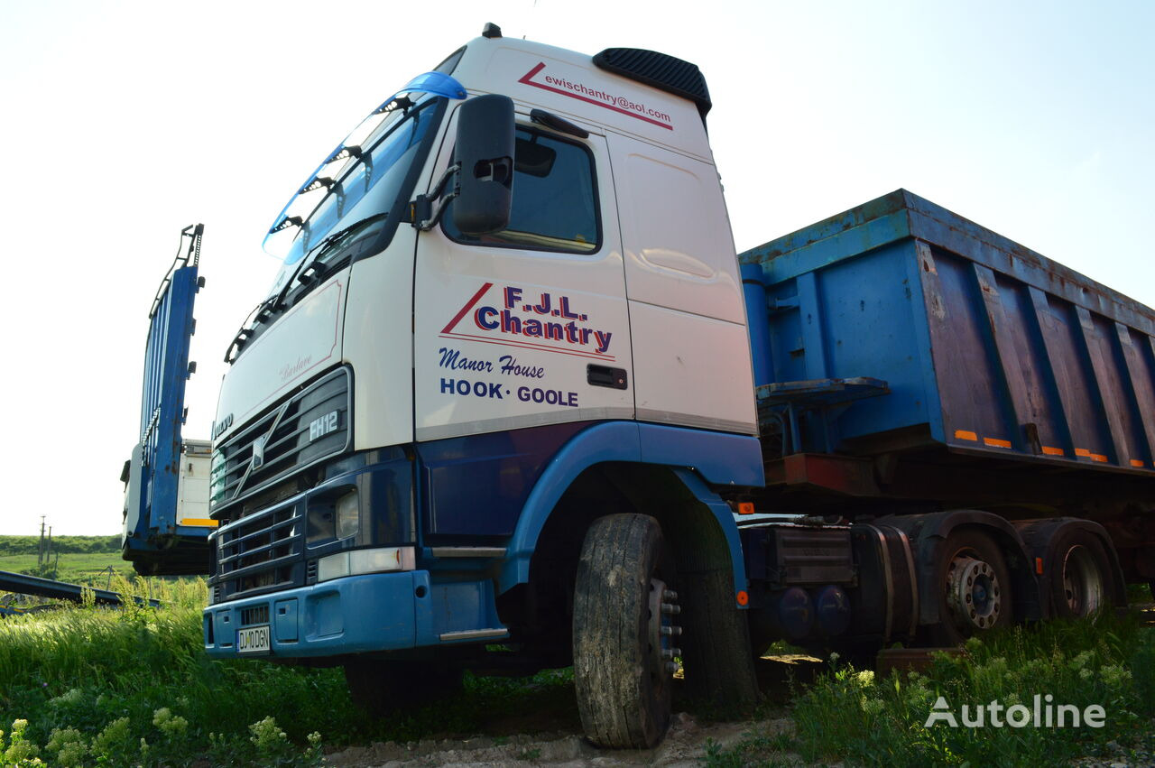 Volvo FH 12 - Kamion-šasija: slika Volvo FH 12 - Kamion-šasija Volvo FH 12 - Kamion-šasija: slika Volvo FH 12 - Kamion-šasija