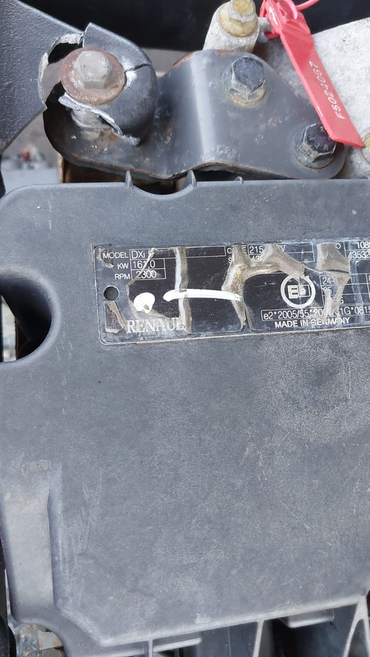 Renault DXi 5 215 EUV Renault Midlum - Motor za Kamion: slika Renault DXi 5 215 EUV Renault Midlum - Motor za Kamion Renault DXi 5 215 EUV Renault Midlum - Motor za Kamion: slika Renault DXi 5 215 EUV Renault Midlum - Motor za Kamion