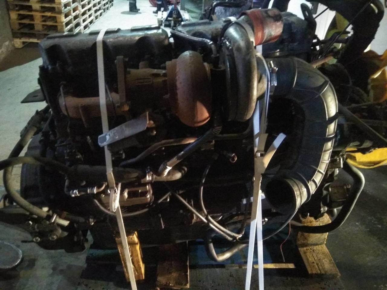 Renault E-TECH 440 Midr Renault MAGNUM - Motor za Kamion: slika Renault E-TECH 440 Midr Renault MAGNUM - Motor za Kamion Renault E-TECH 440 Midr Renault MAGNUM - Motor za Kamion: slika Renault E-TECH 440 Midr Renault MAGNUM - Motor za Kamion