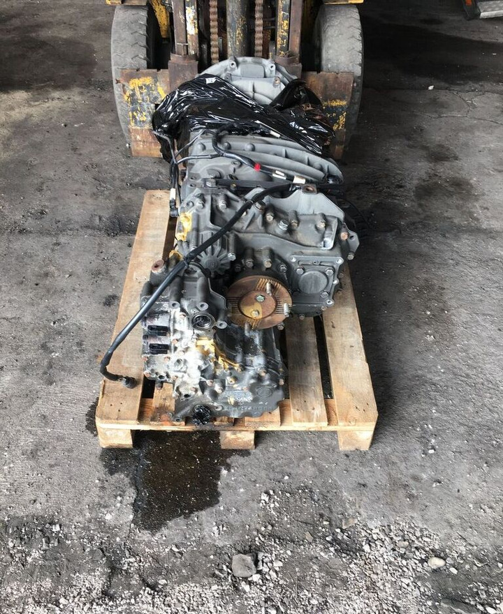 ZF 16S2331TD 1356052026 truck - Mjenjač za Kamion: slika ZF 16S2331TD 1356052026 truck - Mjenjač za Kamion ZF 16S2331TD 1356052026 truck - Mjenjač za Kamion: slika ZF 16S2331TD 1356052026 truck - Mjenjač za Kamion