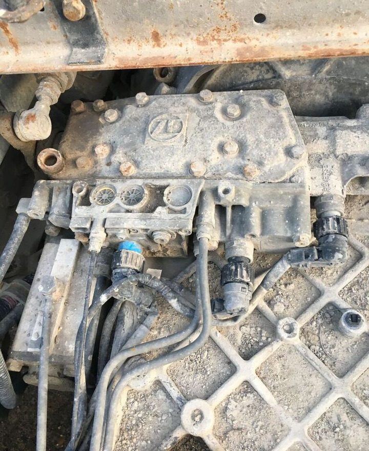 ZF 16s2023 TD truck - Mjenjač za Kamion: slika ZF 16s2023 TD truck - Mjenjač za Kamion ZF 16s2023 TD truck - Mjenjač za Kamion: slika ZF 16s2023 TD truck - Mjenjač za Kamion