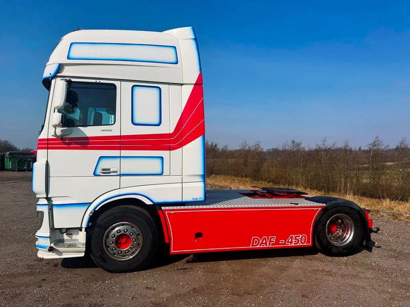 DAF XF 450 DAF XF 450 Special Interior. 706000 km. Euro 6 - Tegljač: slika DAF XF 450 DAF XF 450 Special Interior. 706000 km. Euro 6 - Tegljač DAF XF 450 DAF XF 450 Special Interior. 706000 km. Euro 6 - Tegljač: slika DAF XF 450 DAF XF 450 Special Interior. 706000 km. Euro 6 - Tegljač