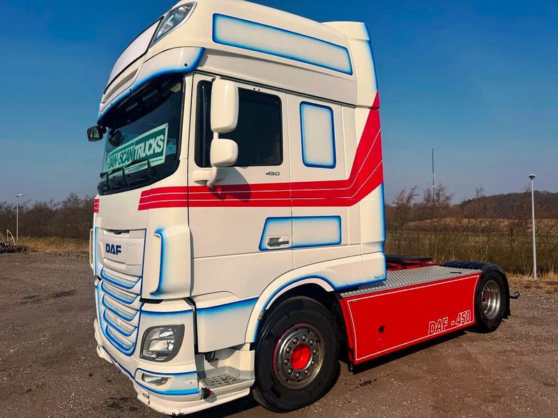 DAF XF 450 DAF XF 450 Special Interior. 706000 km. Euro 6 - Tegljač: slika DAF XF 450 DAF XF 450 Special Interior. 706000 km. Euro 6 - Tegljač DAF XF 450 DAF XF 450 Special Interior. 706000 km. Euro 6 - Tegljač: slika DAF XF 450 DAF XF 450 Special Interior. 706000 km. Euro 6 - Tegljač