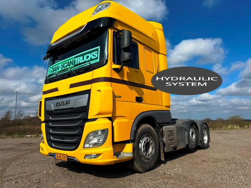 DAF XF 530 Twensteer 6x2/4. Hydr. system. - Tegljač: slika DAF XF 530 Twensteer 6x2/4. Hydr. system. - Tegljač DAF XF 530 Twensteer 6x2/4. Hydr. system. - Tegljač: slika DAF XF 530 Twensteer 6x2/4. Hydr. system. - Tegljač