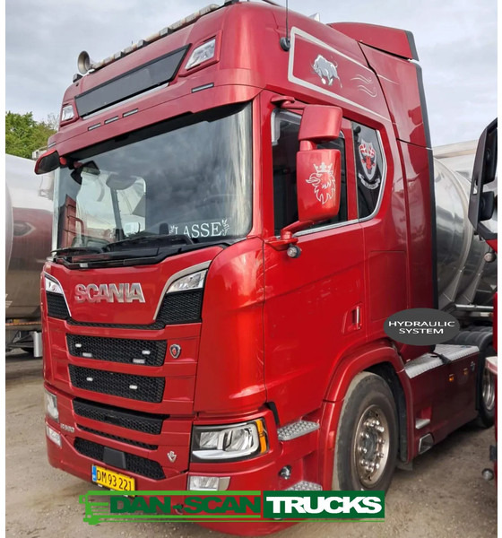 Scania R590 V8 NGS Rear steering 6x2*4. Air / Air suspension. Hydr. system - Tegljač: slika Scania R590 V8 NGS Rear steering 6x2*4. Air / Air suspension. Hydr. system - Tegljač Scania R590 V8 NGS Rear steering 6x2*4. Air / Air suspension. Hydr. system - Tegljač: slika Scania R590 V8 NGS Rear steering 6x2*4. Air / Air suspension. Hydr. system - Tegljač