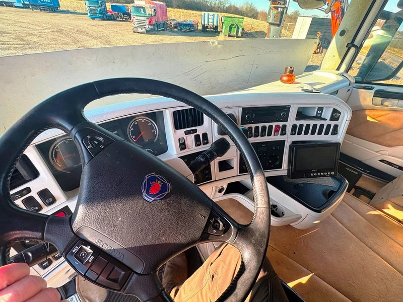 Zakup Scania R620-V8 Special Interior. hydr. system. Air / Air suspension Scania R620-V8 Special Interior. hydr. system. Air / Air suspension: slika Zakup Scania R620-V8 Special Interior. hydr. system. Air / Air suspension Scania R620-V8 Special Interior. hydr. system. Air / Air suspension