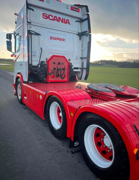 Scania R770 V8 NGS Special Interior. Only 110000 km. Air/ Air suspensiom. Hydr, system. - Tegljač: slika Scania R770 V8 NGS Special Interior. Only 110000 km. Air/ Air suspensiom. Hydr, system. - Tegljač Scania R770 V8 NGS Special Interior. Only 110000 km. Air/ Air suspensiom. Hydr, system. - Tegljač: slika Scania R770 V8 NGS Special Interior. Only 110000 km. Air/ Air suspensiom. Hydr, system. - Tegljač