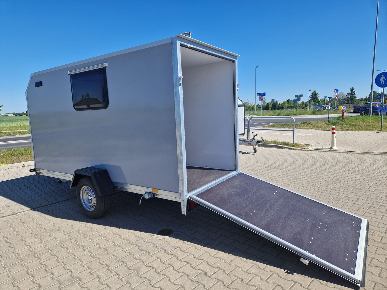 Przyczepa kempingowa Motocamp dla motocykla - Kamp prikolica: slika Przyczepa kempingowa Motocamp dla motocykla - Kamp prikolica Przyczepa kempingowa Motocamp dla motocykla - Kamp prikolica: slika Przyczepa kempingowa Motocamp dla motocykla - Kamp prikolica