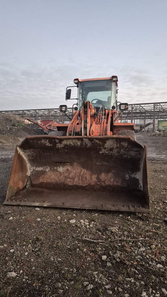 DOOSAN DL250-3 - Utovarivač na kotačima: slika DOOSAN DL250-3 - Utovarivač na kotačima DOOSAN DL250-3 - Utovarivač na kotačima: slika DOOSAN DL250-3 - Utovarivač na kotačima