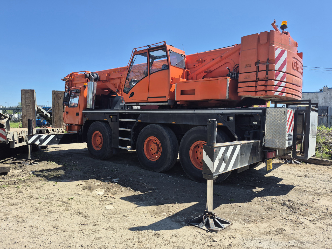 GROVE GMK3055 - Autodizalica: slika GROVE GMK3055 - Autodizalica GROVE GMK3055 - Autodizalica: slika GROVE GMK3055 - Autodizalica