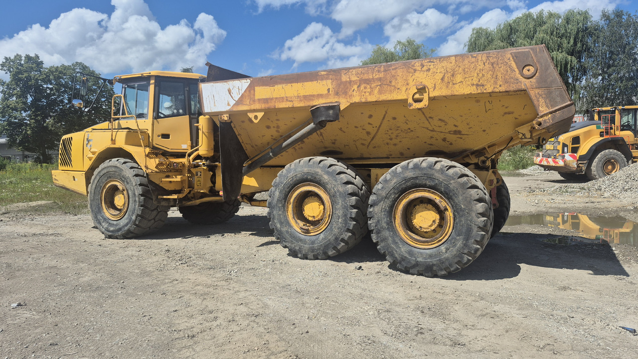 VOLVO A30D - Zglobni istovarivač: slika VOLVO A30D - Zglobni istovarivač VOLVO A30D - Zglobni istovarivač: slika VOLVO A30D - Zglobni istovarivač