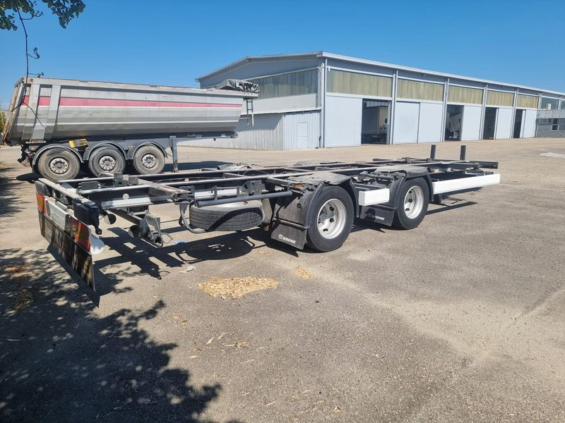 Biga KRONE KRONE - Transporter kontejnera/ Prikolica s izmjenjivim sanducima: slika Biga KRONE KRONE - Transporter kontejnera/ Prikolica s izmjenjivim sanducima Biga KRONE KRONE - Transporter kontejnera/ Prikolica s izmjenjivim sanducima: slika Biga KRONE KRONE - Transporter kontejnera/ Prikolica s izmjenjivim sanducima