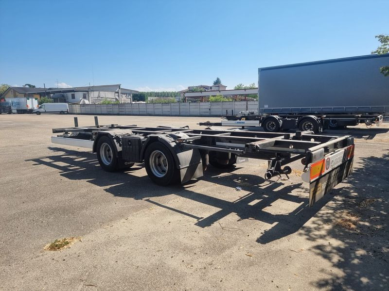 Biga KRONE KRONE - Transporter kontejnera/ Prikolica s izmjenjivim sanducima: slika Biga KRONE KRONE - Transporter kontejnera/ Prikolica s izmjenjivim sanducima Biga KRONE KRONE - Transporter kontejnera/ Prikolica s izmjenjivim sanducima: slika Biga KRONE KRONE - Transporter kontejnera/ Prikolica s izmjenjivim sanducima