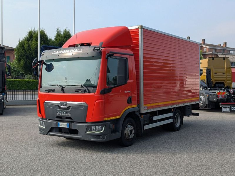 MAN TGL Cubo con pedana 7,5 tonn EURO6 MAN TGL 7,5 tonn EURO6 - Kamion sandučar: slika MAN TGL Cubo con pedana 7,5 tonn EURO6 MAN TGL 7,5 tonn EURO6 - Kamion sandučar MAN TGL Cubo con pedana 7,5 tonn EURO6 MAN TGL 7,5 tonn EURO6 - Kamion sandučar: slika MAN TGL Cubo con pedana 7,5 tonn EURO6 MAN TGL 7,5 tonn EURO6 - Kamion sandučar