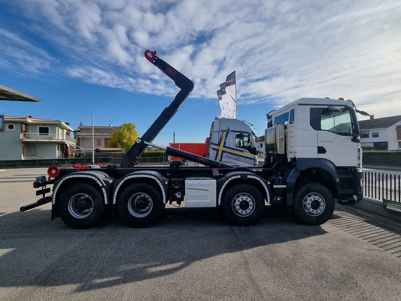 MAN TGS GANCIO SCARRABILE - NUOVO TGS 41.540 8x4 BB CH - Kamion s kukastom dizalicom: slika MAN TGS GANCIO SCARRABILE - NUOVO TGS 41.540 8x4 BB CH - Kamion s kukastom dizalicom MAN TGS GANCIO SCARRABILE - NUOVO TGS 41.540 8x4 BB CH - Kamion s kukastom dizalicom: slika MAN TGS GANCIO SCARRABILE - NUOVO TGS 41.540 8x4 BB CH - Kamion s kukastom dizalicom