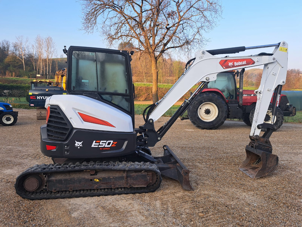 BOBCAT E 50 - Mini bager: slika BOBCAT E 50 - Mini bager BOBCAT E 50 - Mini bager: slika BOBCAT E 50 - Mini bager