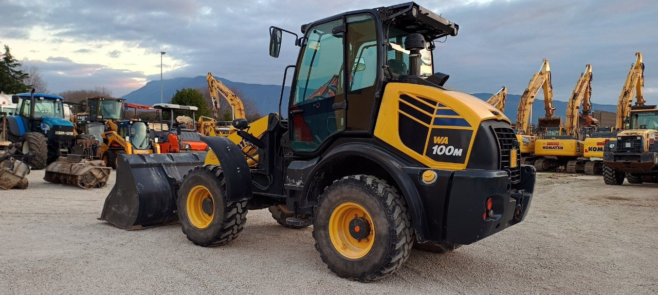 KOMATSU WA 100-8 - Građevinski strojevi: slika KOMATSU WA 100-8 - Građevinski strojevi KOMATSU WA 100-8 - Građevinski strojevi: slika KOMATSU WA 100-8 - Građevinski strojevi