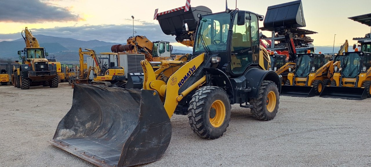 KOMATSU WA 100-8 - Građevinski strojevi: slika KOMATSU WA 100-8 - Građevinski strojevi KOMATSU WA 100-8 - Građevinski strojevi: slika KOMATSU WA 100-8 - Građevinski strojevi