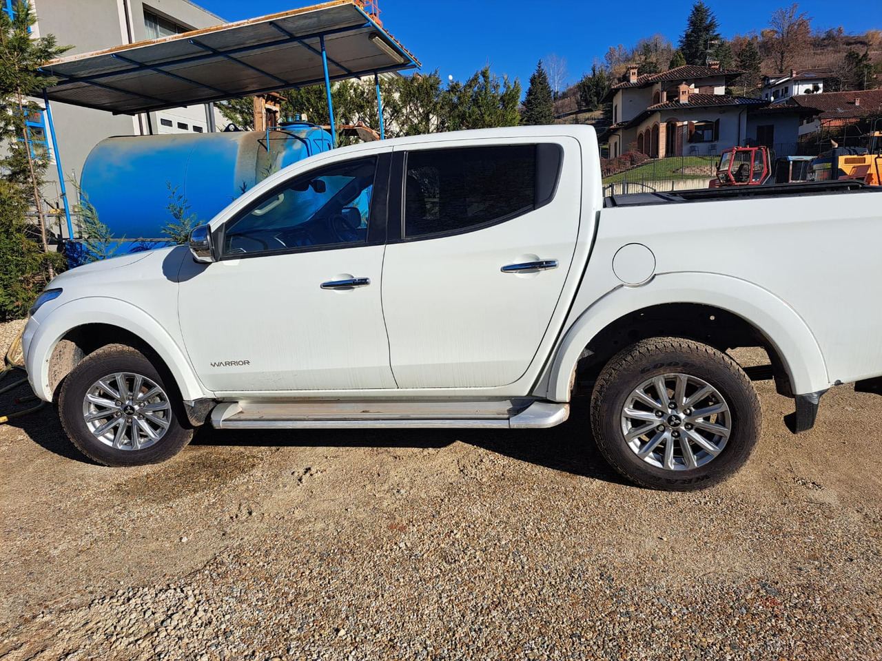 MITSUBISHI MITSUBISHI L200 - Pick-up: slika MITSUBISHI MITSUBISHI L200 - Pick-up MITSUBISHI MITSUBISHI L200 - Pick-up: slika MITSUBISHI MITSUBISHI L200 - Pick-up